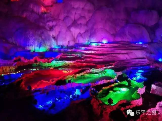 扫黑除恶举报箱旁装摄像头,昭通中院通报:用于日常安保,已调整位置,避开监控