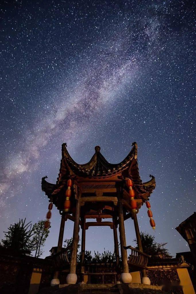 逃离复古建筑