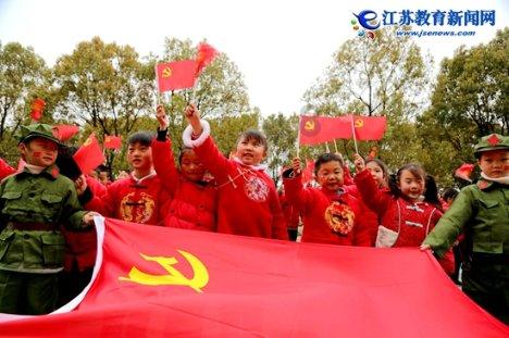 西安市碑林区总工会加强阵地建设 服务从“暖心”小事做起