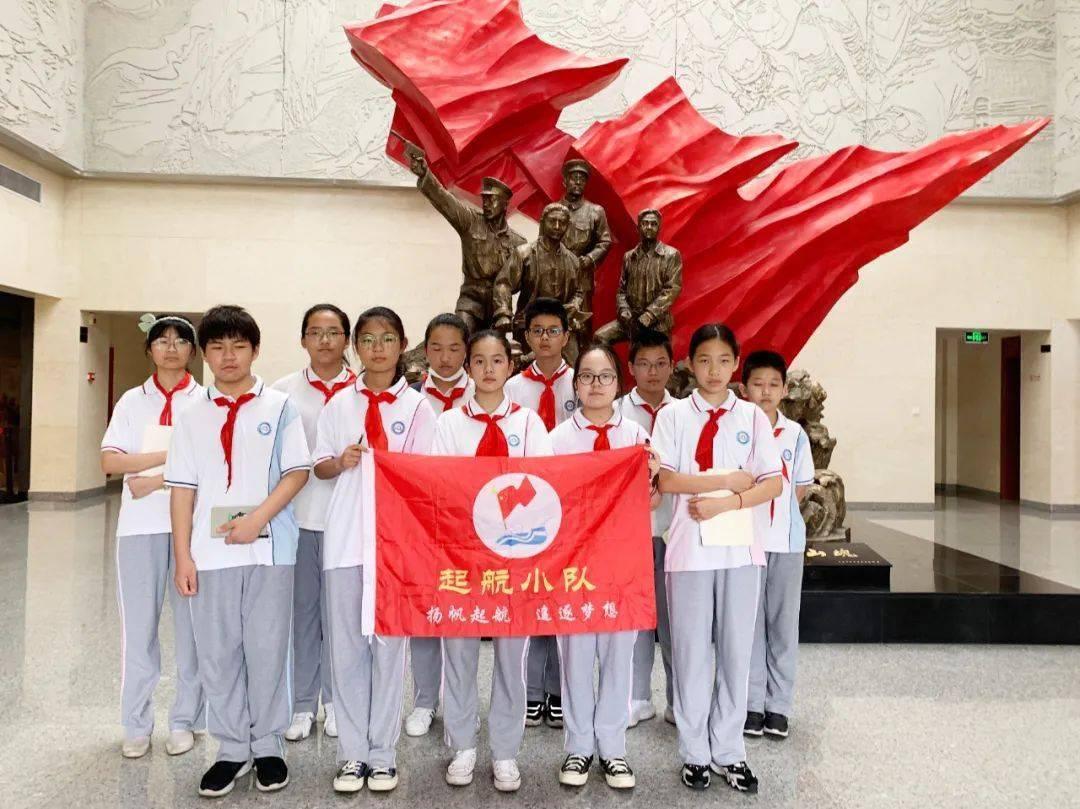 逃离小怪世界