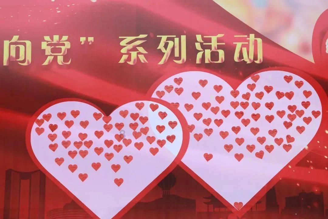 小猫钓鱼游戏龙王版有船