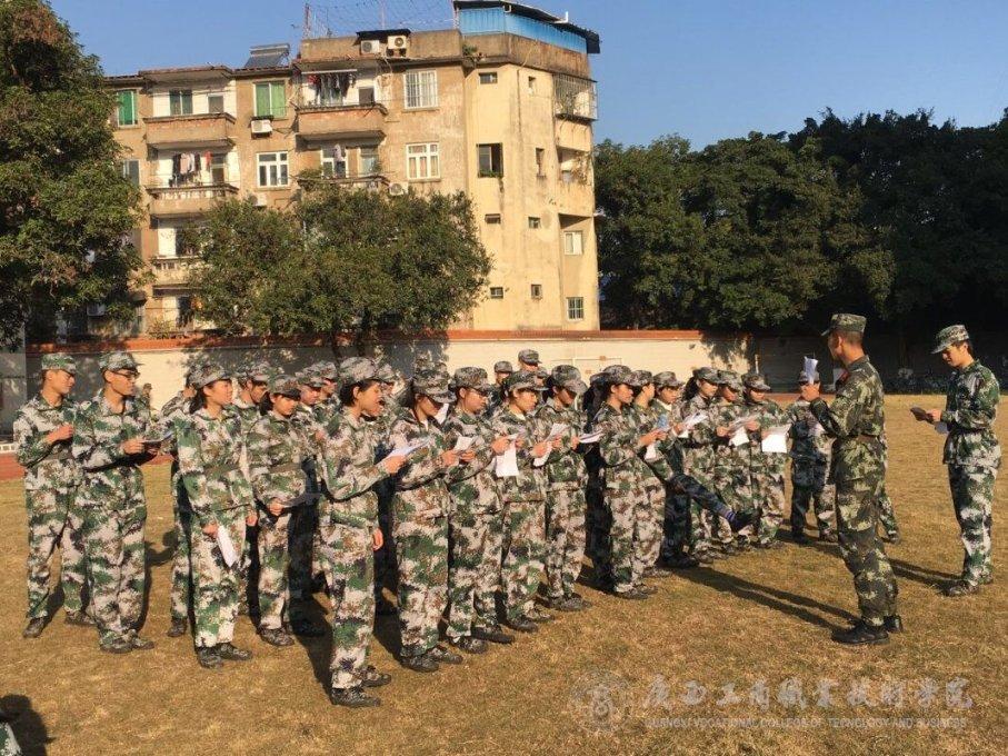 新能源车充电应该怎么充对电池损耗比较小？