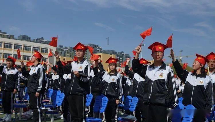 缠绵入骨:狼性总裁饶了我游戏画面
