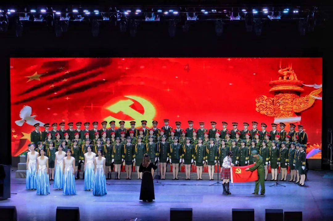 逃离天鹅森林