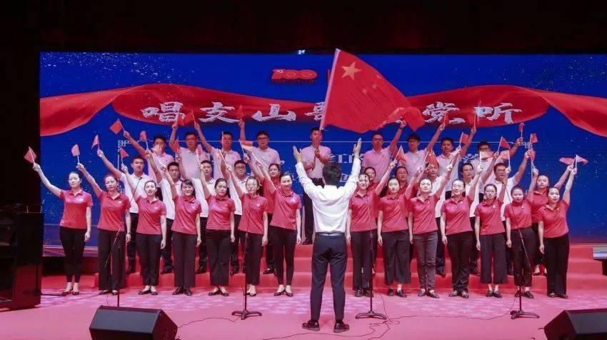 “不能露腰不能拍腿”的古偶男主引争议，成毅、罗云熙粉丝互甩锅