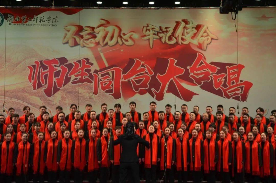 女孩刚认识就想让发红包买衣服怎么了办？游戏画面