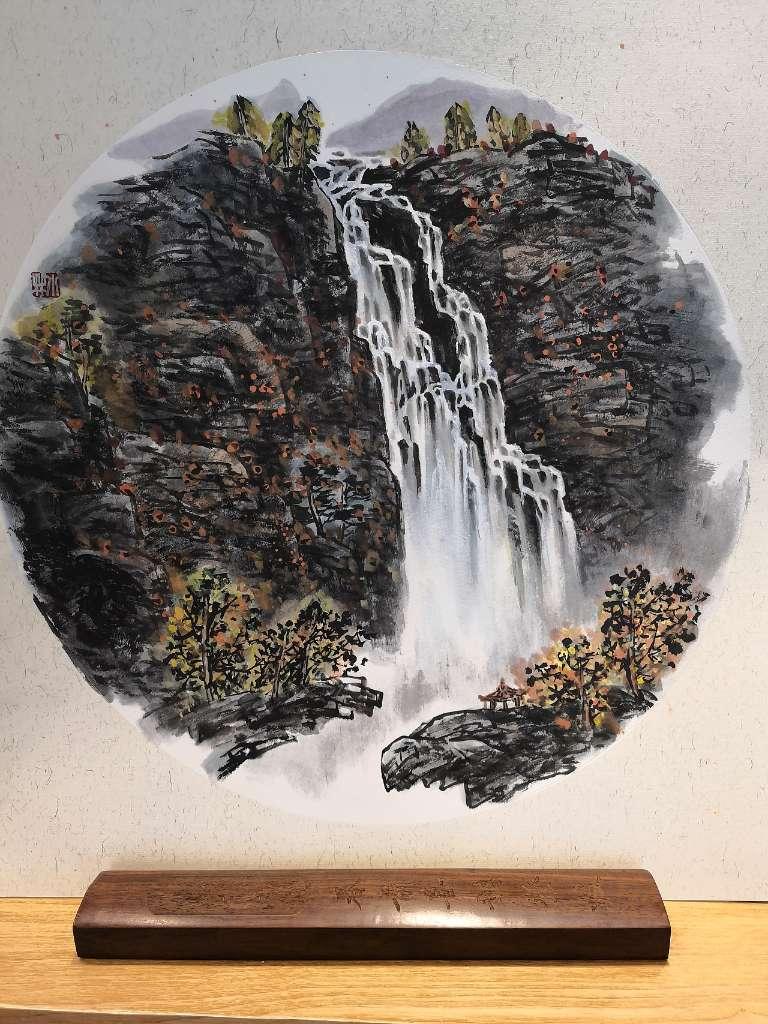 破碎的动物图形