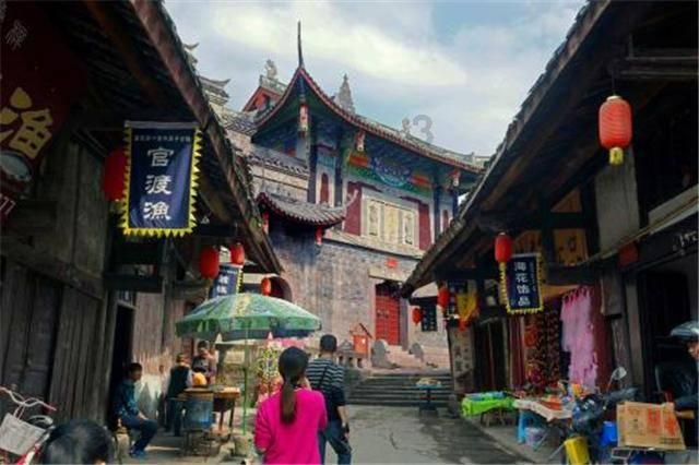 探索天涯,发现真相——小伙穿越大秦被秦始皇偷听心声是什么小说问答平台