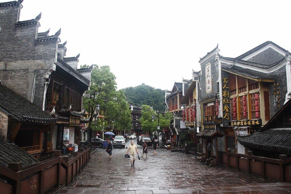 逃出昏暗的地下室2