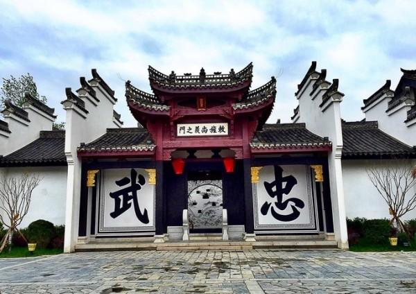 国产操作系统银河麒麟V10SP1发布，该系统有哪些优缺点？游戏画面